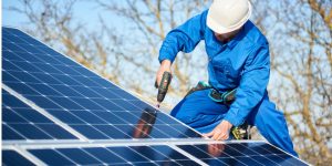 Installation Maintenance Panneaux Solaires Photovoltaïques à Romiguieres